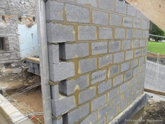 Transformation d'une maison d'habitation à Denée