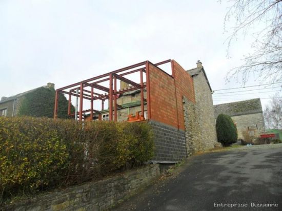 Transformation d'une maison d'habitation à Denée